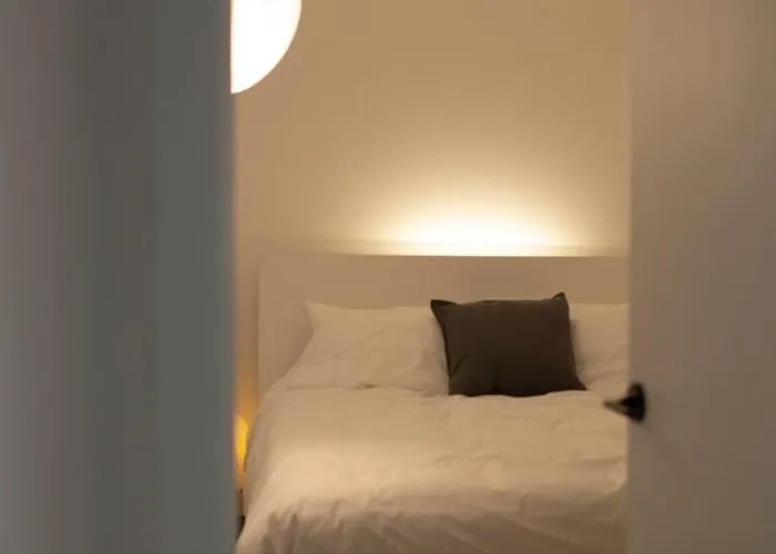 Villa Staymuk Seochon, Center Of *
