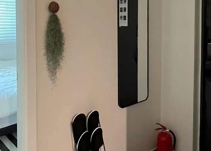 Villa Staymuk Seochon, Center Of *