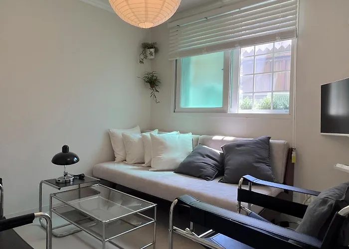 Villa Staymuk Seochon, Center Of